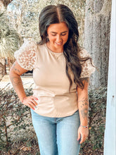 Spring Puff Sleeve Daisy Top | Taupe