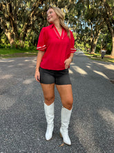 Defense Wavy Contract Top | Red