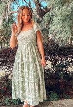 Light Floral Tiered Dress | Green