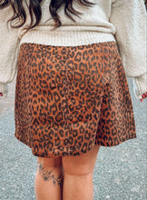 Wild Holiday Curvy Skirt