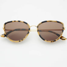 Luna Acetate Womens Cat Eye Sunglasses : Milky Tortoise