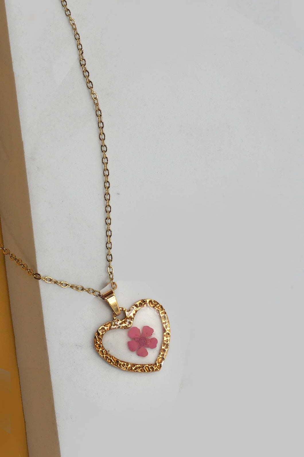 Flower Heart Necklace | Gold*