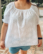 Dreamy Eyelet Top | White