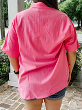 Relaxed Hidden Button Top | Pink