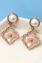 Vintage Pearl Clover Earring