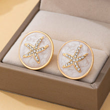 Starfish Medallion Stud Earrings | Gold