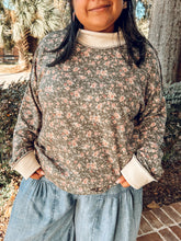 Floral Print Ribbed Contrast Sweatshirt | Olive