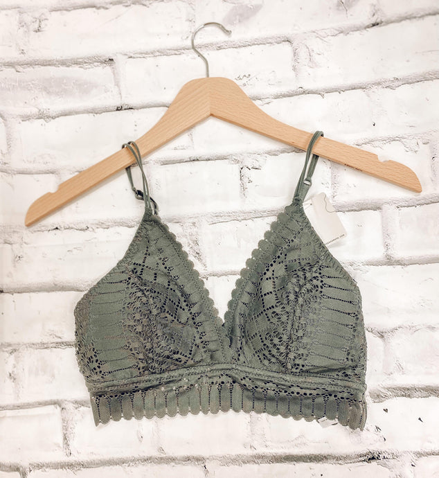 picture 1 front of Scalloped Lace Bralette | Charcoal