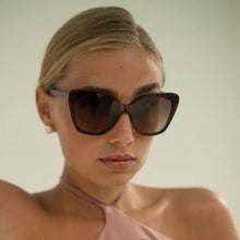 picture 2 woman in Grace Sunglasses | Freyrs